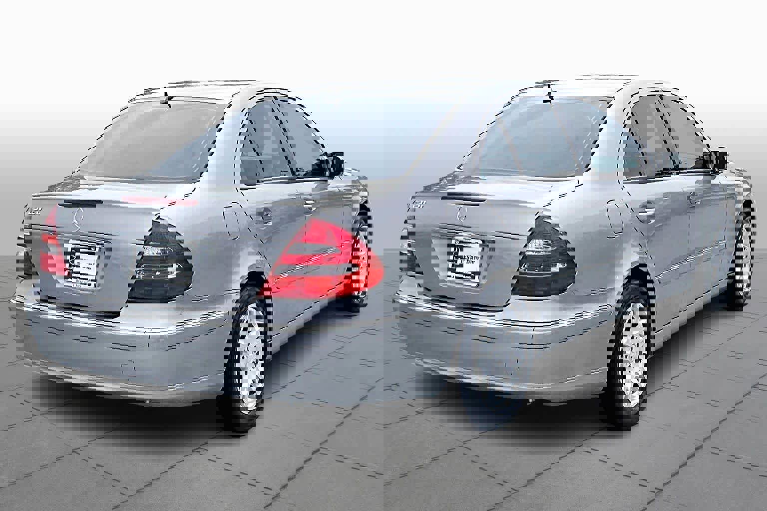 Used 2005 Mercedes-Benz E 320 Sedan image 11