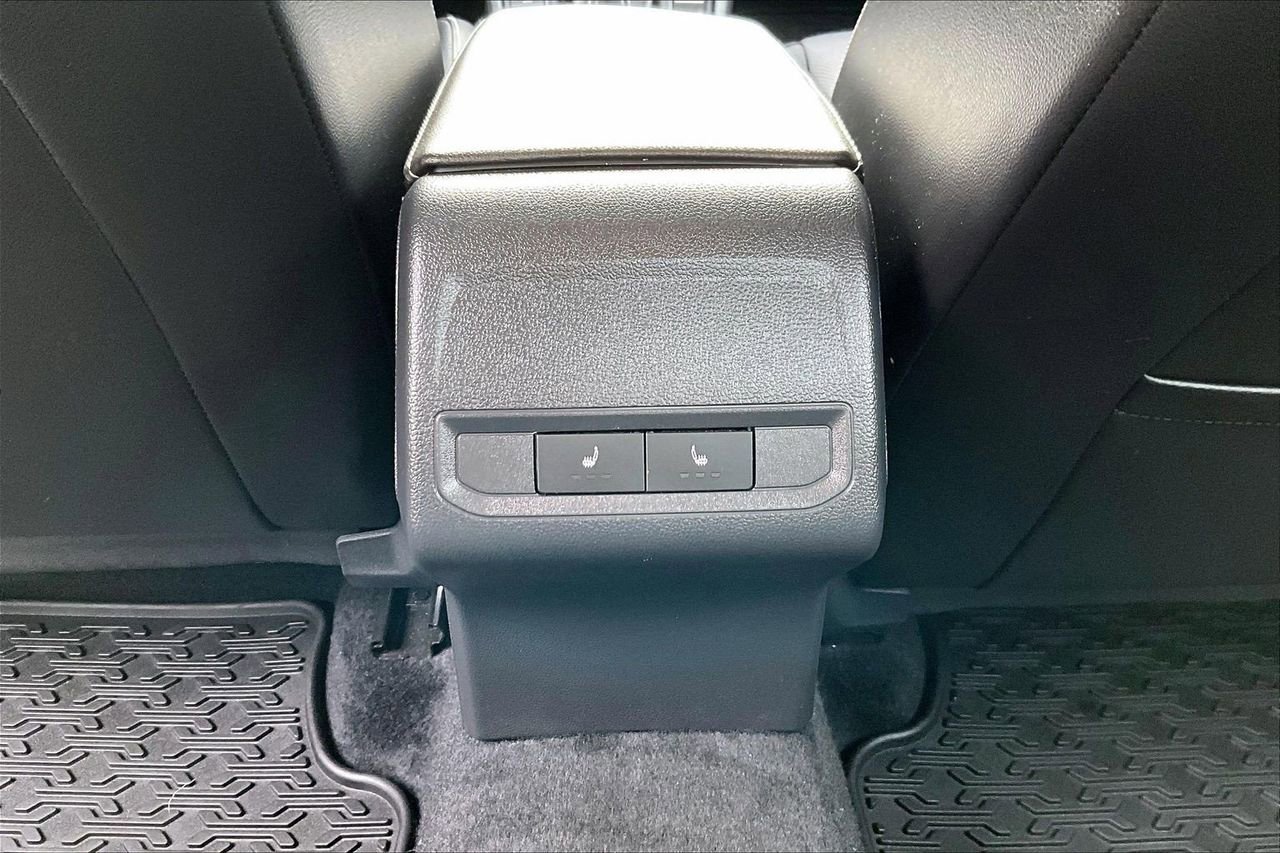 Used 2022 Volkswagen Jetta SEL image 17