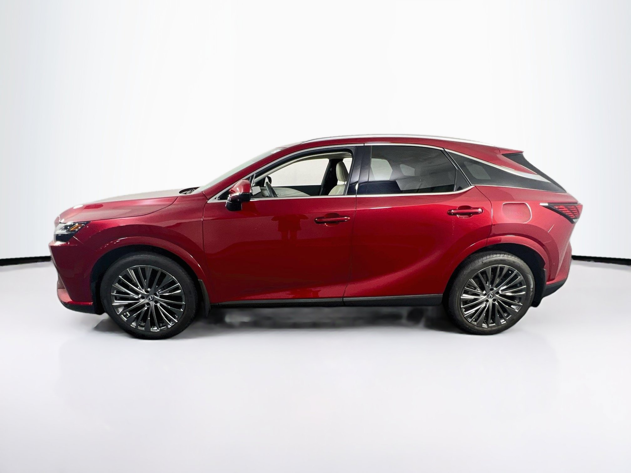 Used 2023 Lexus RX 350 w/ Accessory Package (2T) AWD/4WD image 8