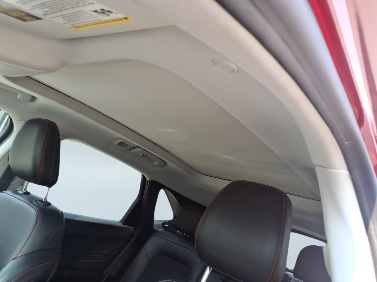 Used 2022 Ford Escape SEL w/ SEL Stealth AWD Package image 13