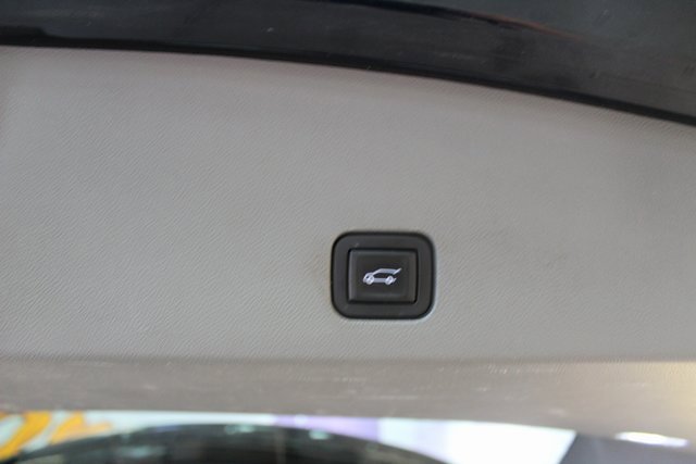 Used 2021 Cadillac XT6 Premium Luxury image 15