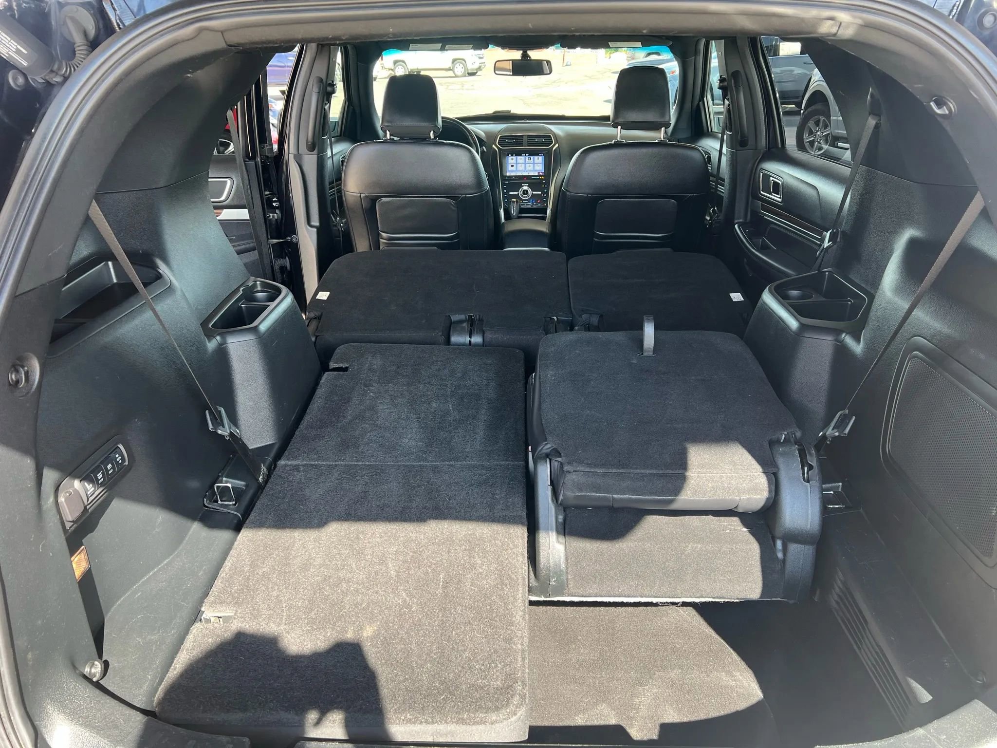 Used 2019 Ford Explorer Limited image 39