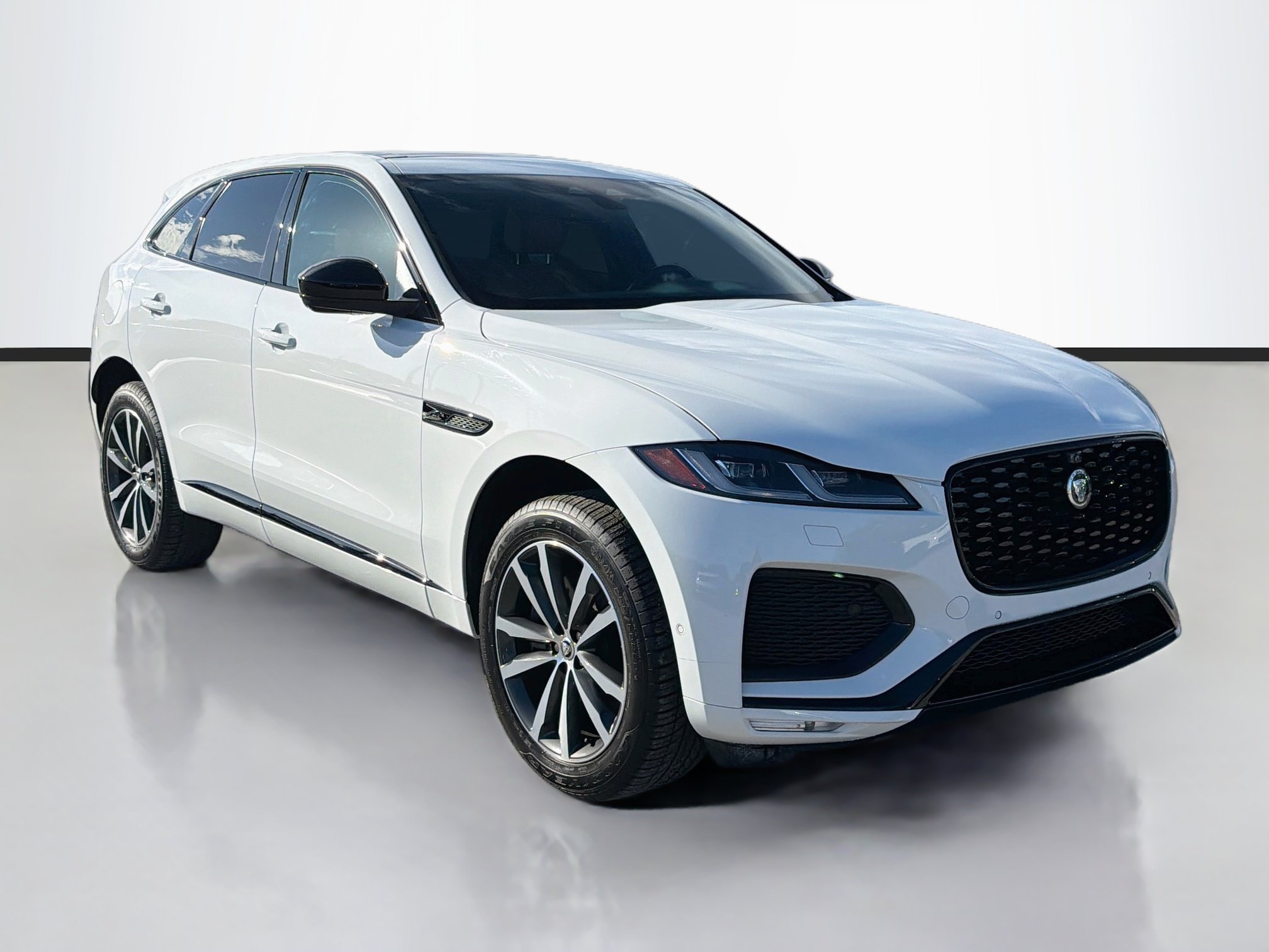 Used 2026 Jaguar F-PACE R-Dynamic S AWD/4WD image 7