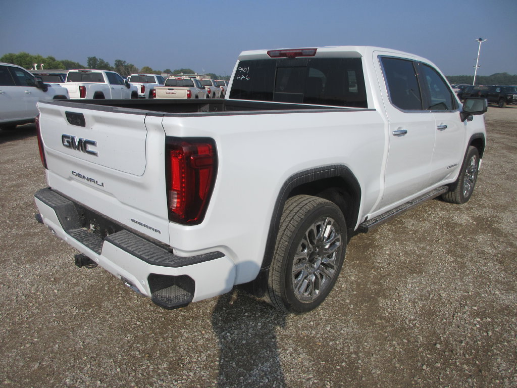 New 2026 GMC Sierra 1500 Denali Ultimate AWD/4WD image 5
