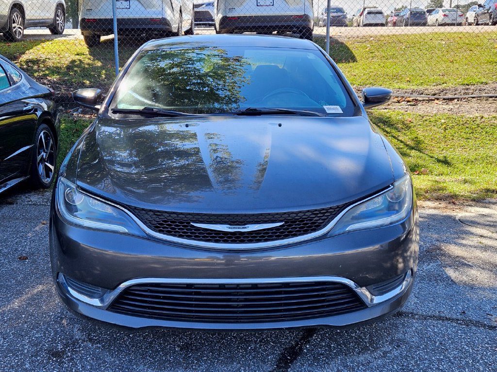 Used 2015 Chrysler 200 Limited w/ Convenience Group FWD image 2