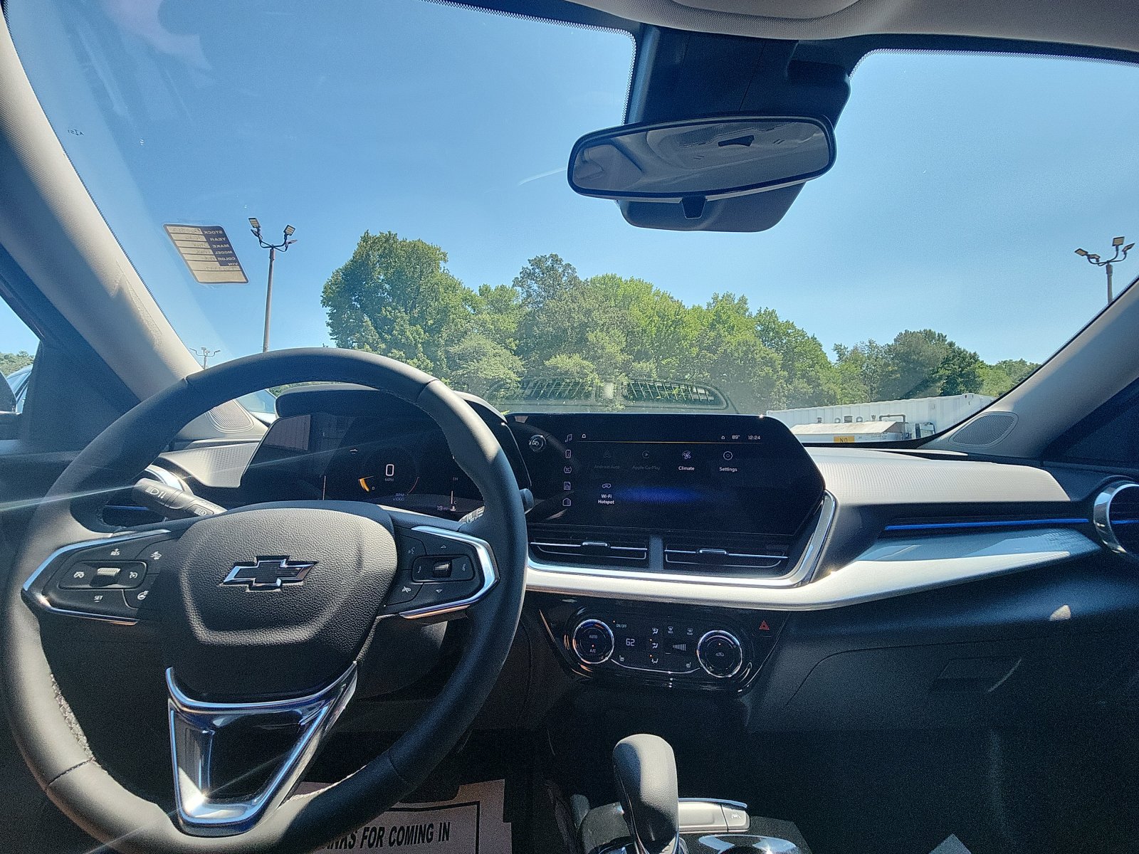New 2026 Chevrolet Trax LT w/ Driver Confidence Package FWD image 20