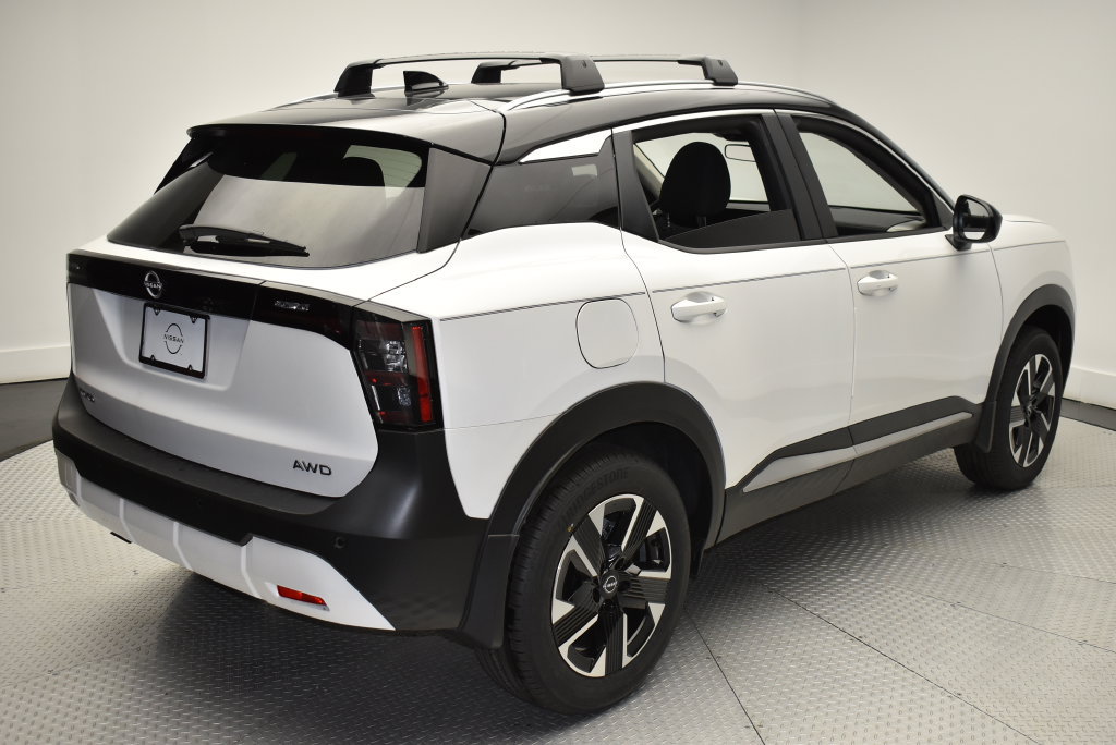 New 2026 Nissan Kicks SV w/ SV Premium Package AWD/4WD image 5