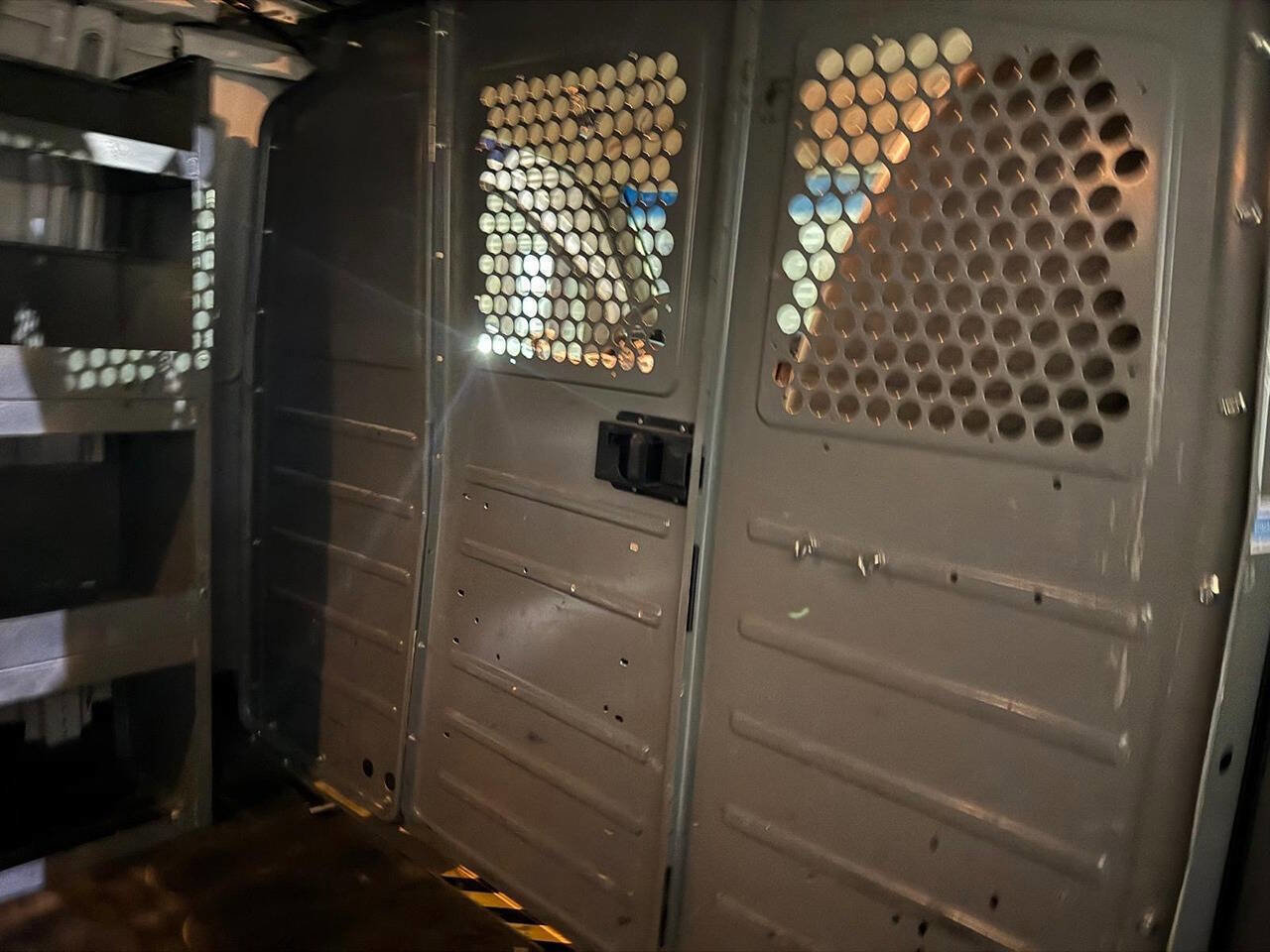 Used 2014 Chevrolet Express 3500 image 26