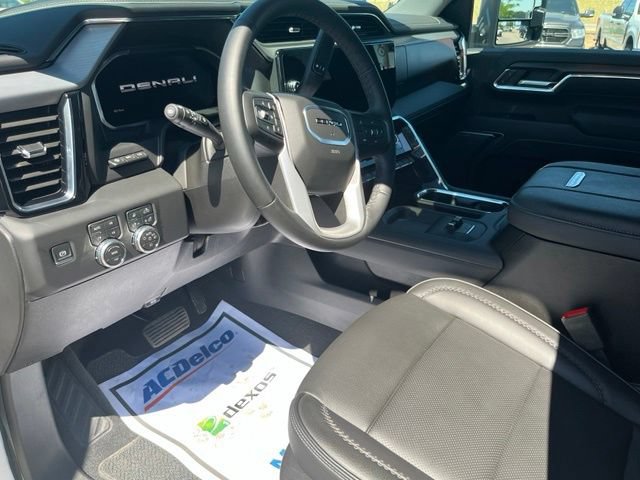 Certified 2026 GMC Sierra 3500 Denali w/ Denali Reserve Package AWD/4WD image 16