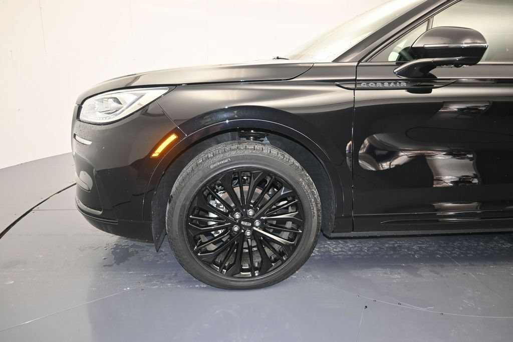 New 2026 Lincoln Corsair Reserve w/ Jet Appearance Package AWD/4WD image 9