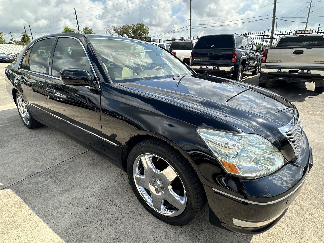 Used 2005 Lexus LS 430 RWD image 7