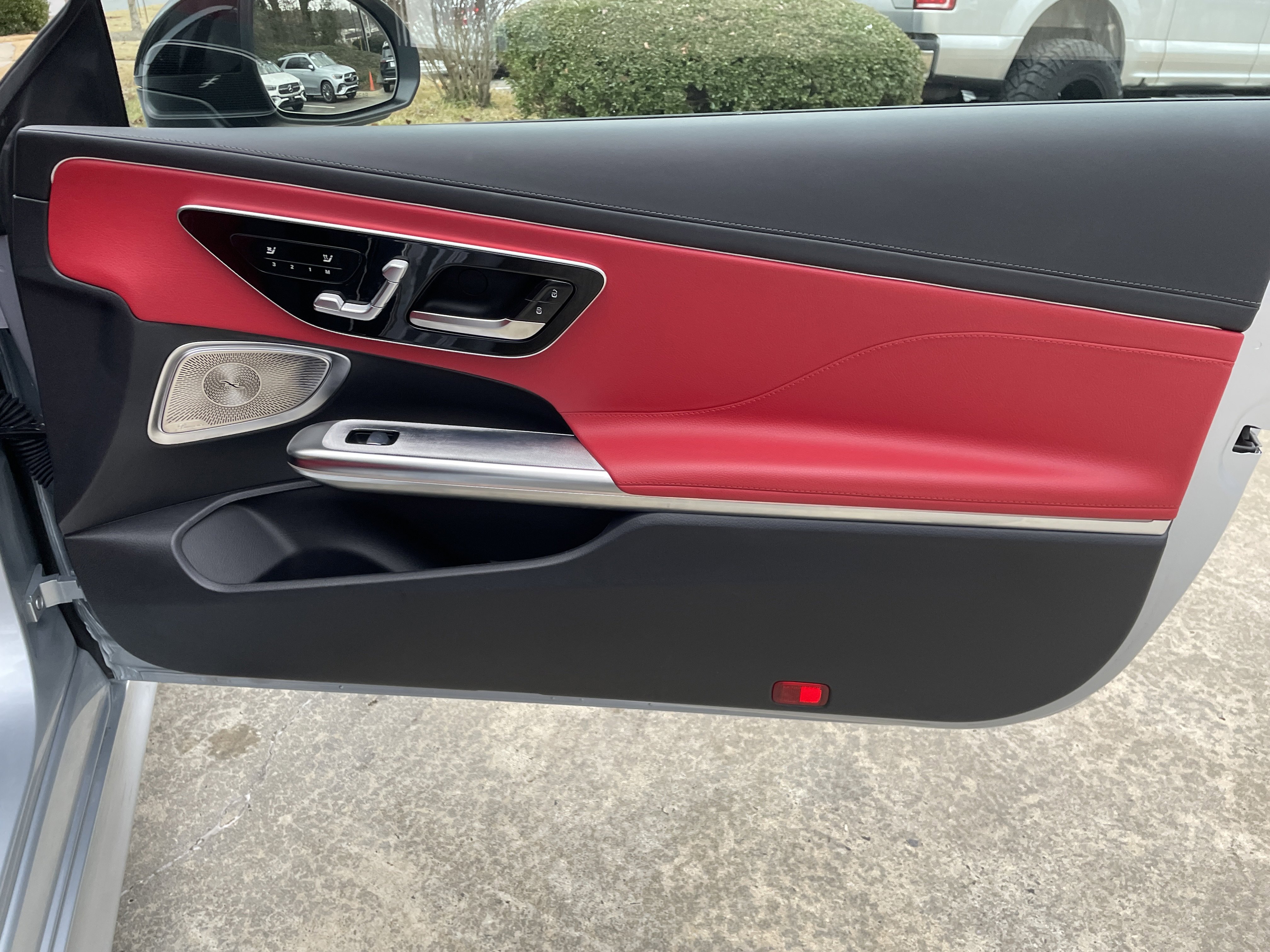 Certified 2024 Mercedes-Benz CLE 300 4MATIC Coupe image 39