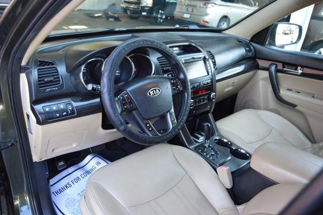 Used 2013 Kia Sorento EX w/ Premium Plus Pkg image 15