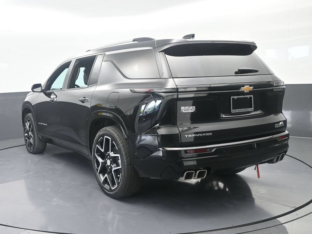 Used 2025 Chevrolet Traverse High Country FWD image 4