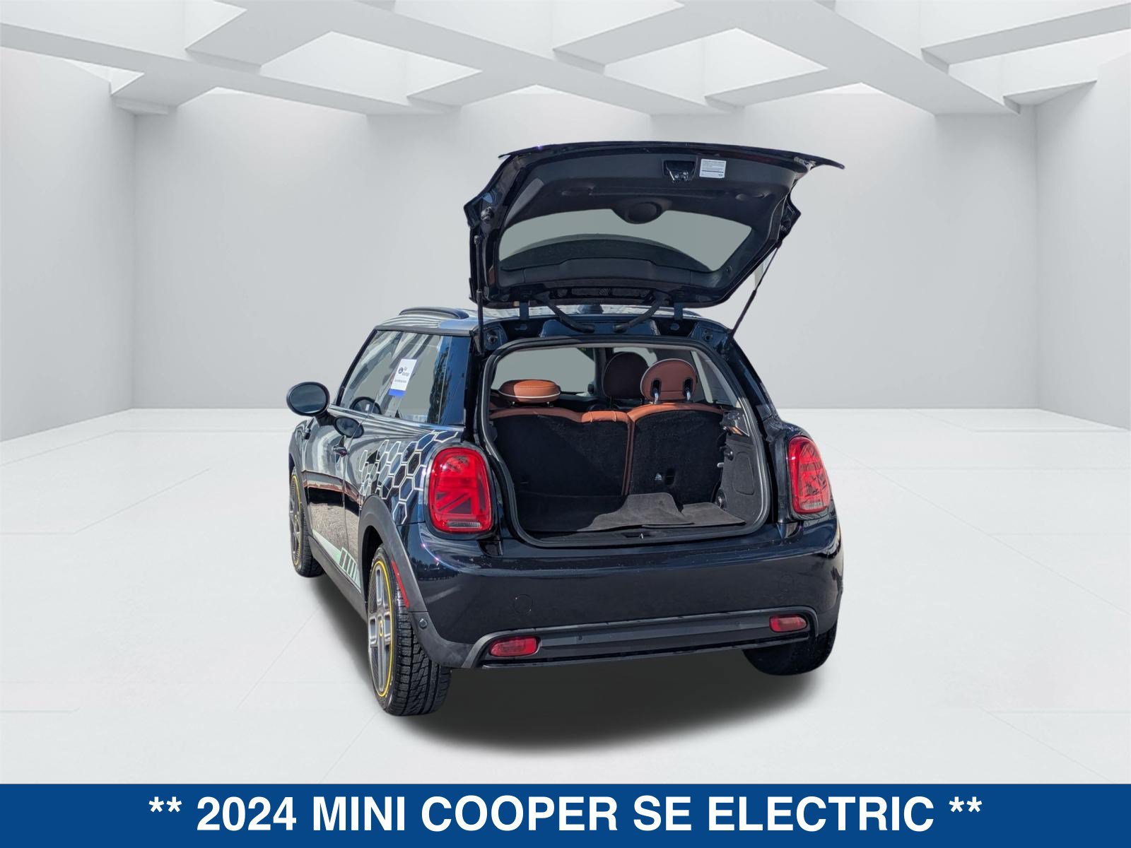 Used 2024 MINI Cooper SE FWD image 14