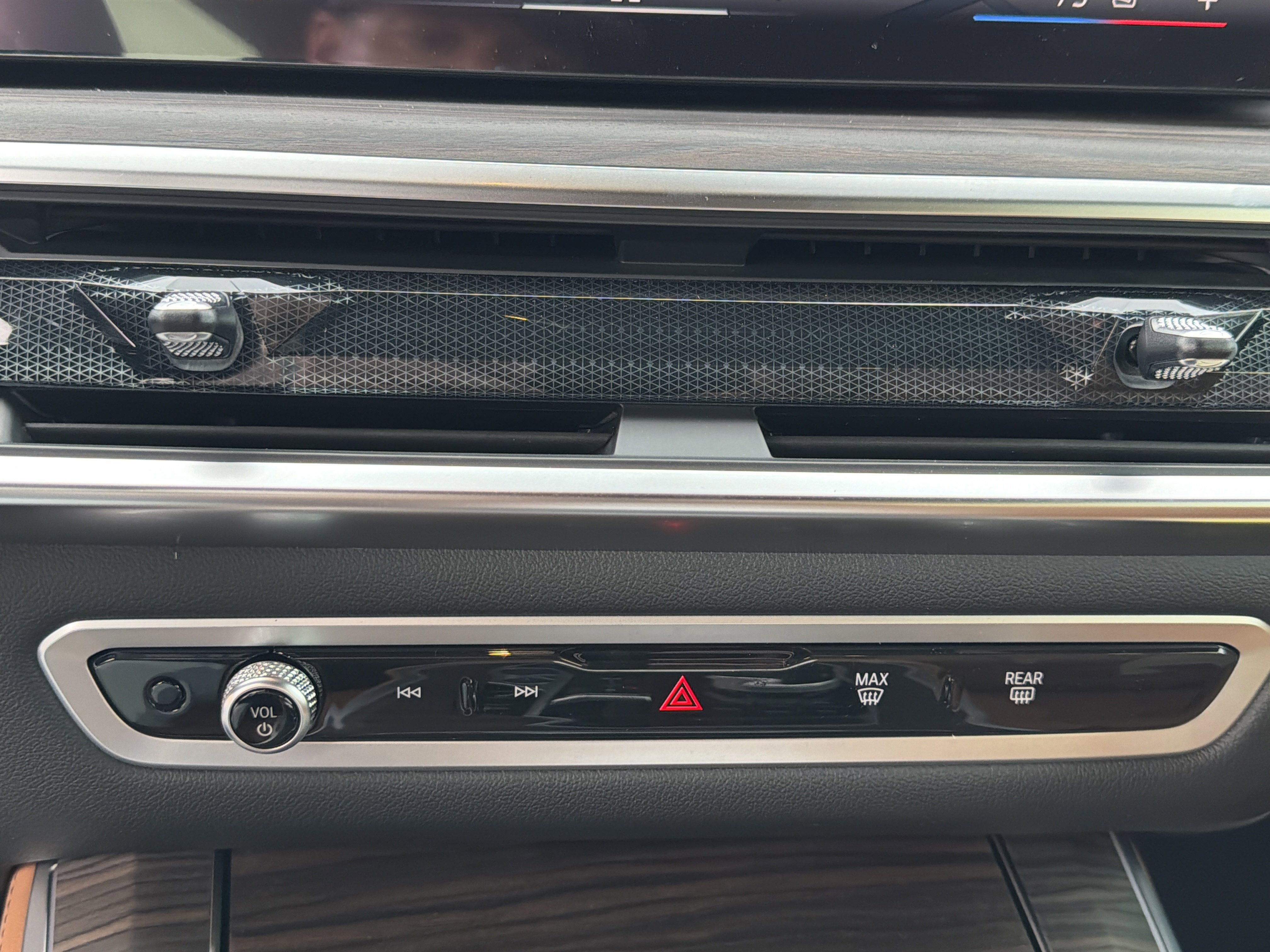 New 2026 BMW X5 sDrive40i RWD image 8