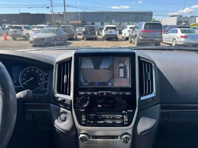 Used 2016 Toyota Land Cruiser AWD/4WD image 21
