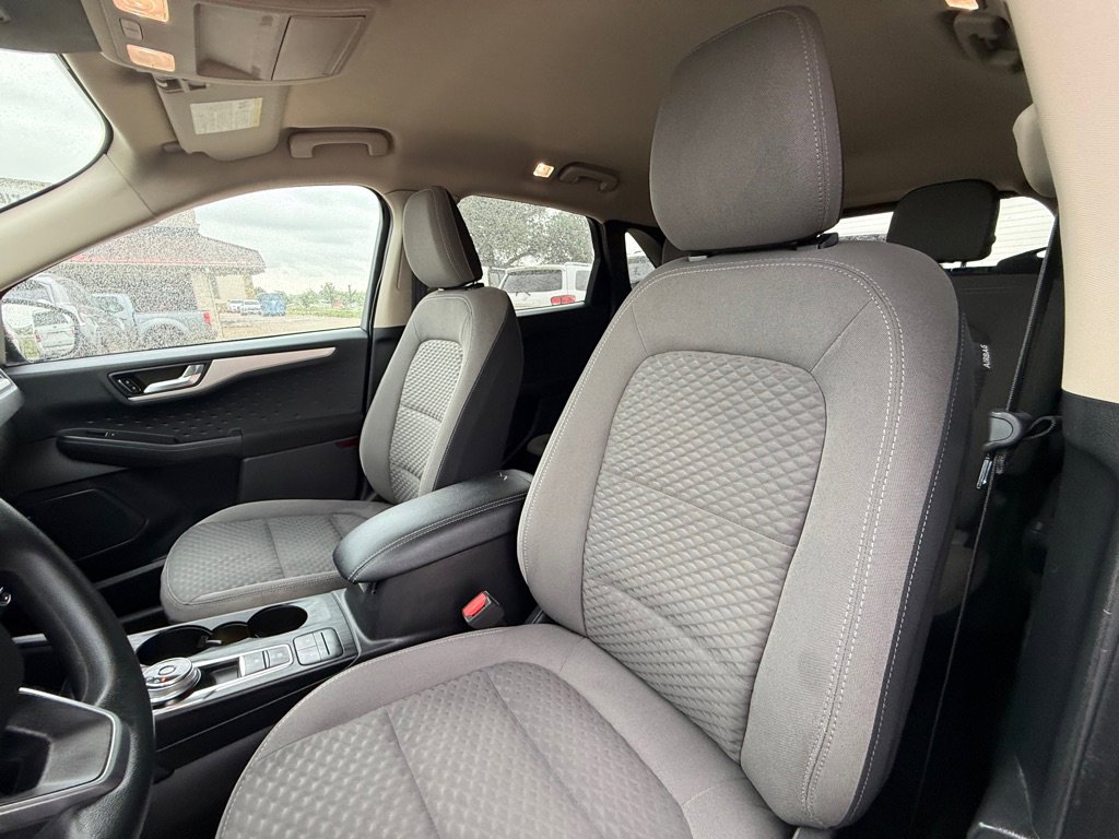 Used 2020 Ford Escape SE FWD image 15