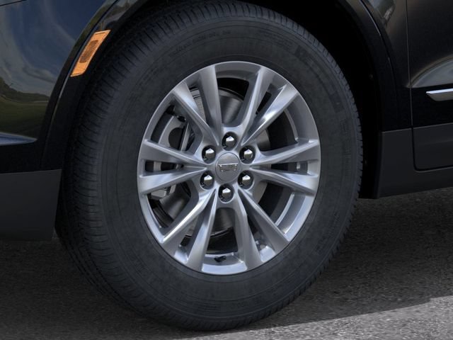 New 2026 Cadillac XT5 Luxury w/ LPO, Floor Liner Package AWD/4WD image 9