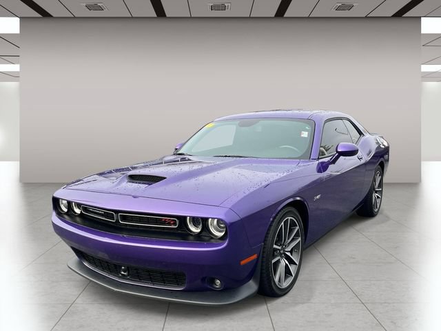 Used 2023 Dodge Challenger R/T w/ Plus Package RWD image 9