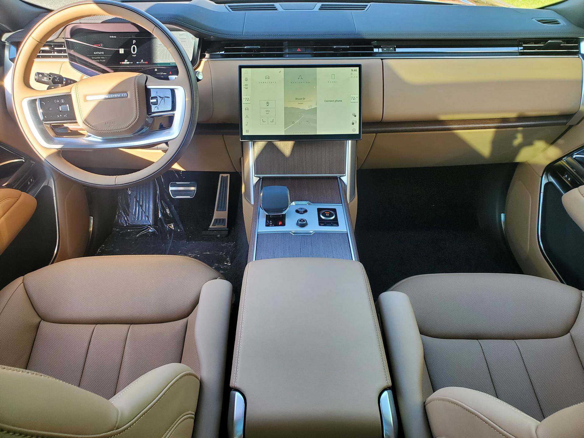 New 2027 Land Rover Range Rover Long Wheelbase SE AWD/4WD image 15