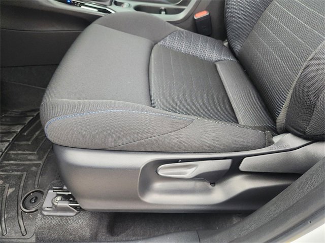 Used 2025 Toyota Corolla Cross AWD Hybrid image 25