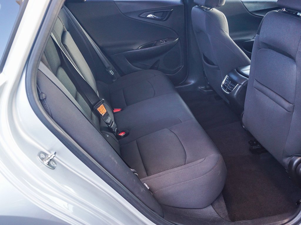 Used 2017 Chevrolet Malibu LT w/ Driver Confidence Package image 14