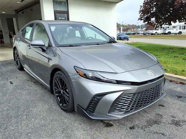 New 2026 Toyota Camry SE image 5