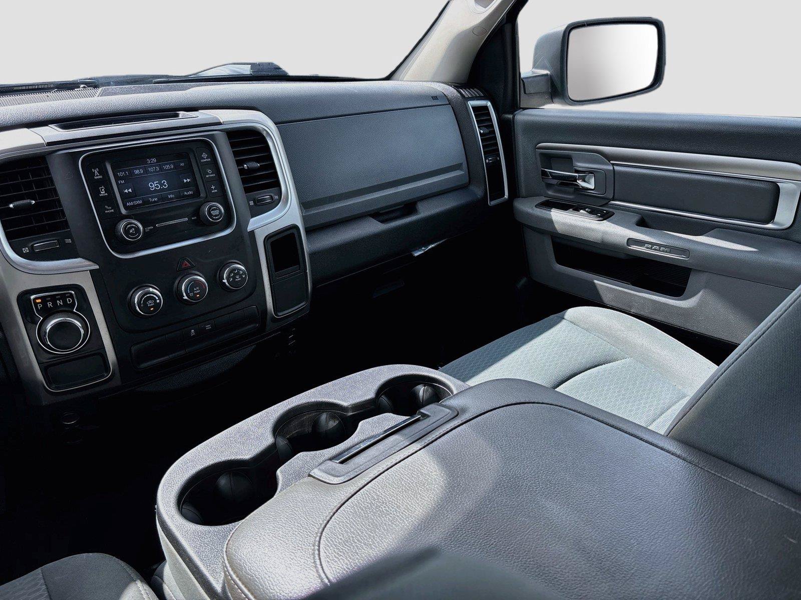 Used 2020 RAM 1500 Classic SLT RWD image 21