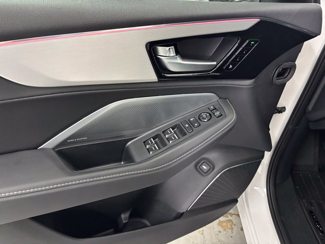 Certified 2026 Acura MDX w/ Technology Package FWD image 14