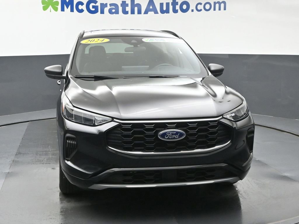 Used 2024 Ford Escape ST-Line w/ Tech Pack #1 AWD/4WD image 5