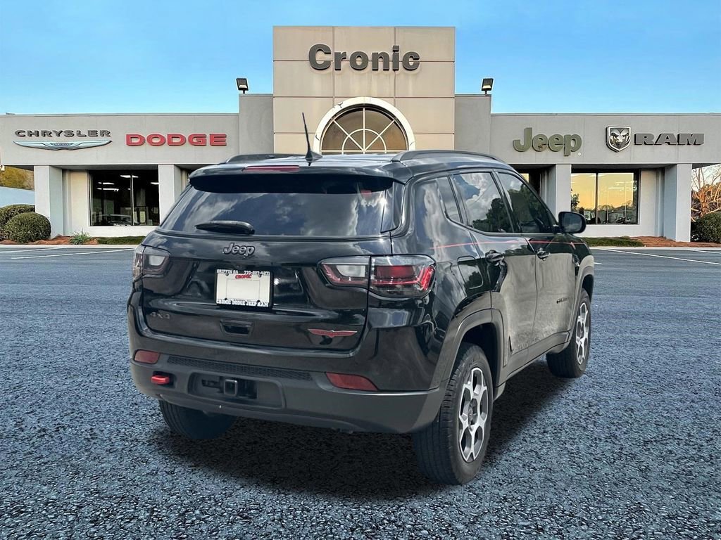 Used 2022 Jeep Compass Trailhawk w/ Trailhawk Elite Group AWD/4WD image 3