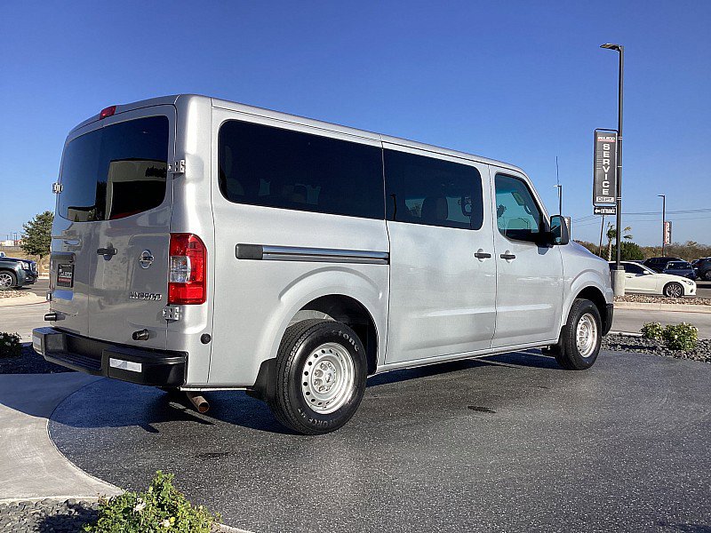 Used 2020 Nissan NV 3500 S image 5
