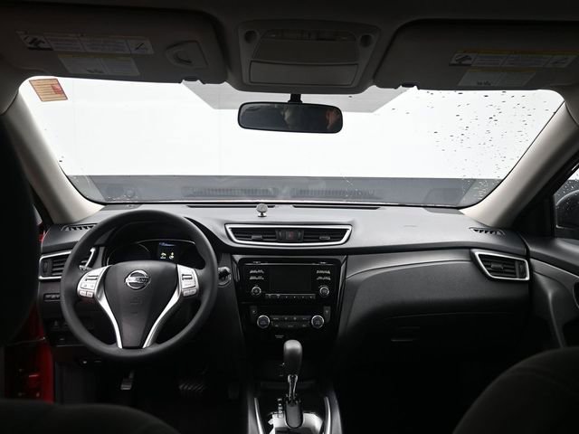 Used 2015 Nissan Rogue SV image 26