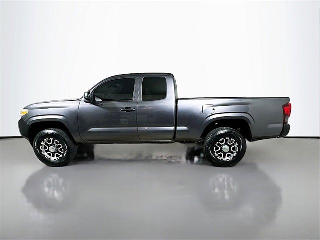 Used 2019 Toyota Tacoma SR image 4