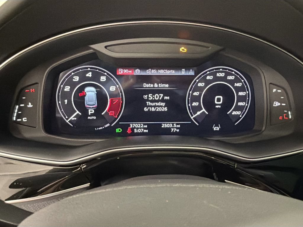 Used 2024 Audi RS Q8 AWD/4WD image 13
