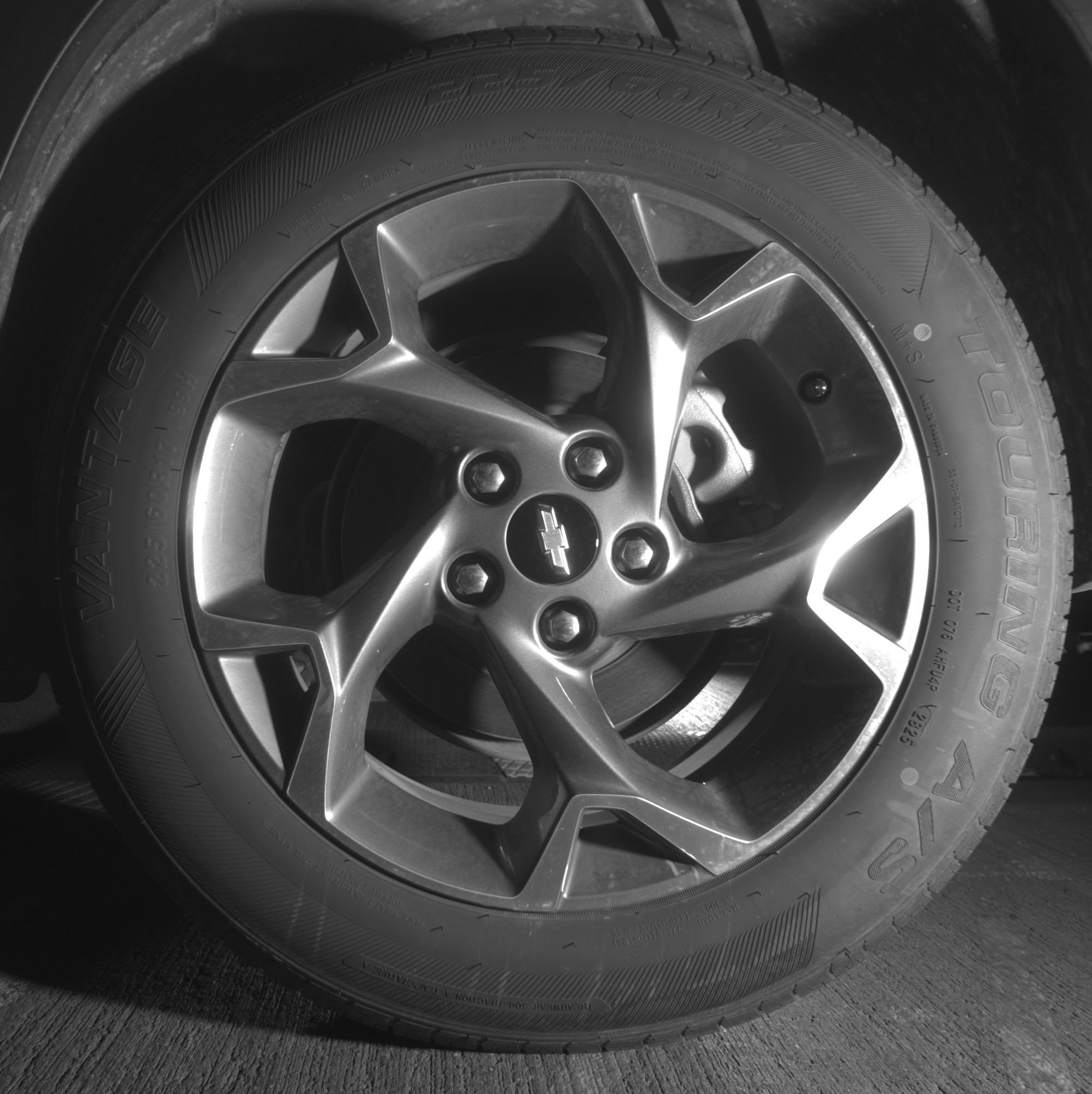 Used 2025 Chevrolet Trax LT w/ LT Convenience Package image 14