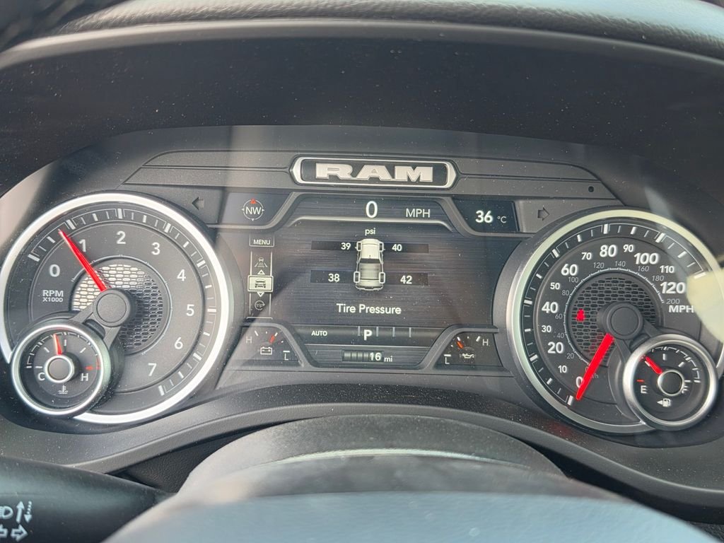 New 2026 RAM 1500 Big Horn AWD/4WD image 20