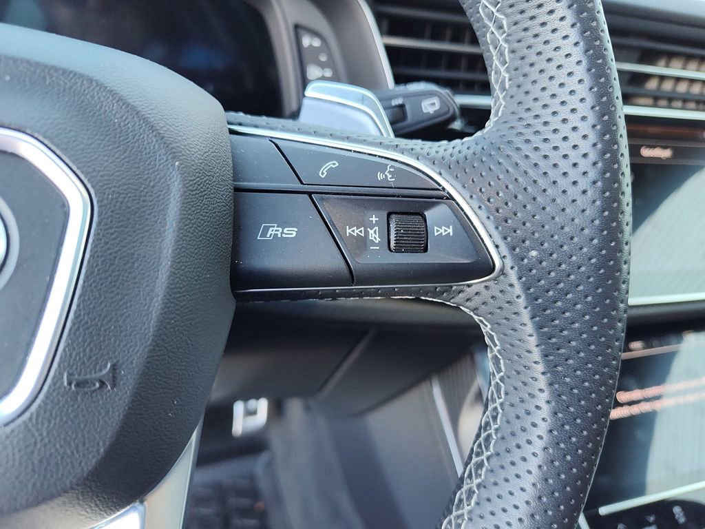 Used 2024 Audi RS Q8 w/ Black Optic Package image 27