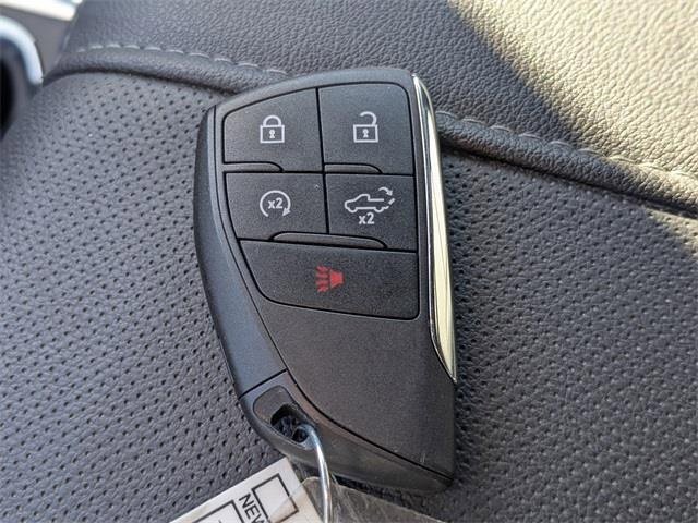 Used 2023 Chevrolet Silverado 1500 LTZ image 32