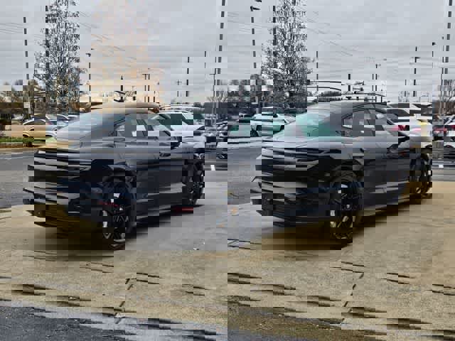 Used 2023 Porsche Taycan w/ Premium Package image 9