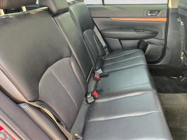 Used 2013 Subaru Outback 3.6R Limited image 18