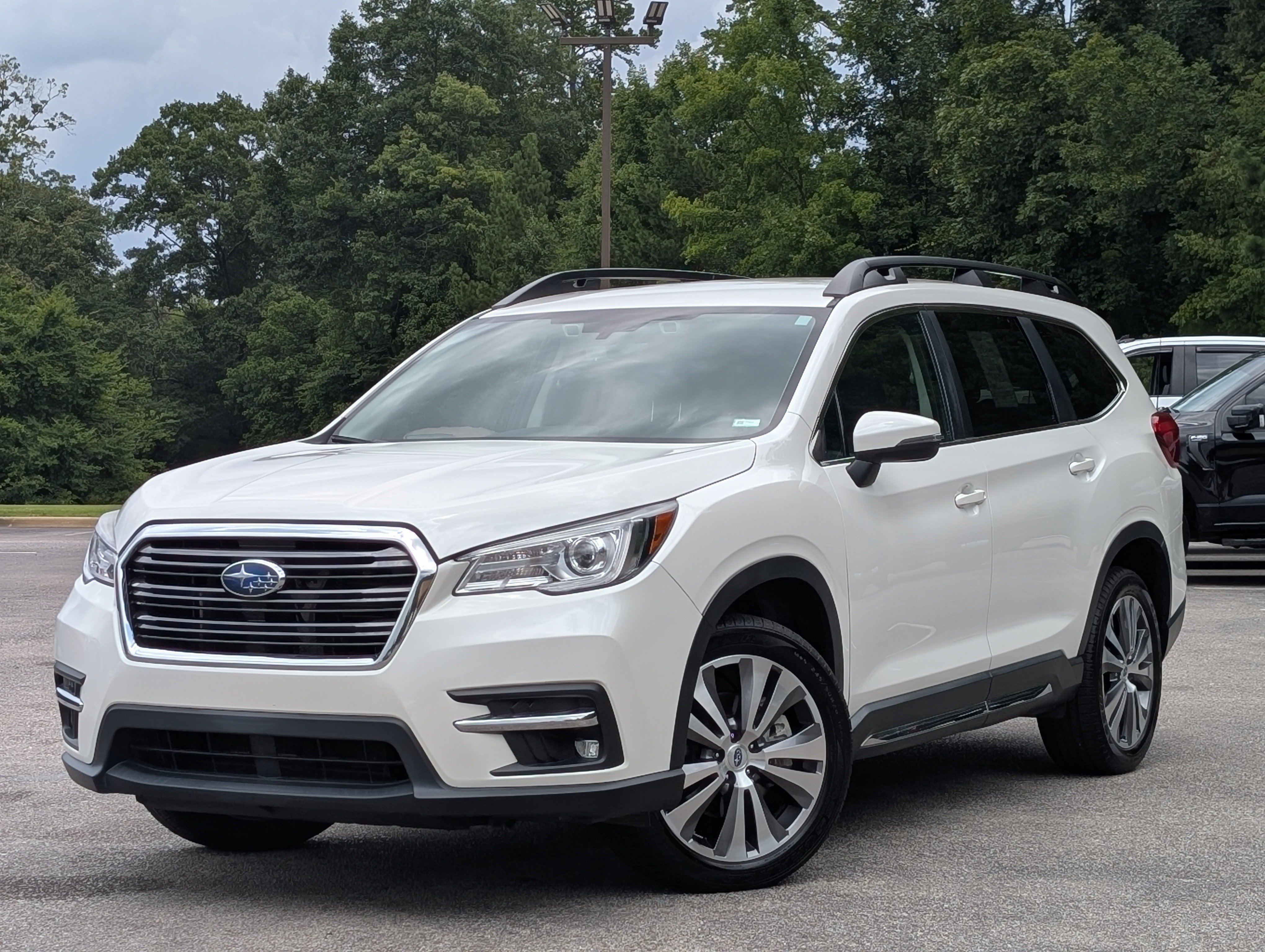Used 2022 Subaru Ascent Limited AWD/4WD image 4