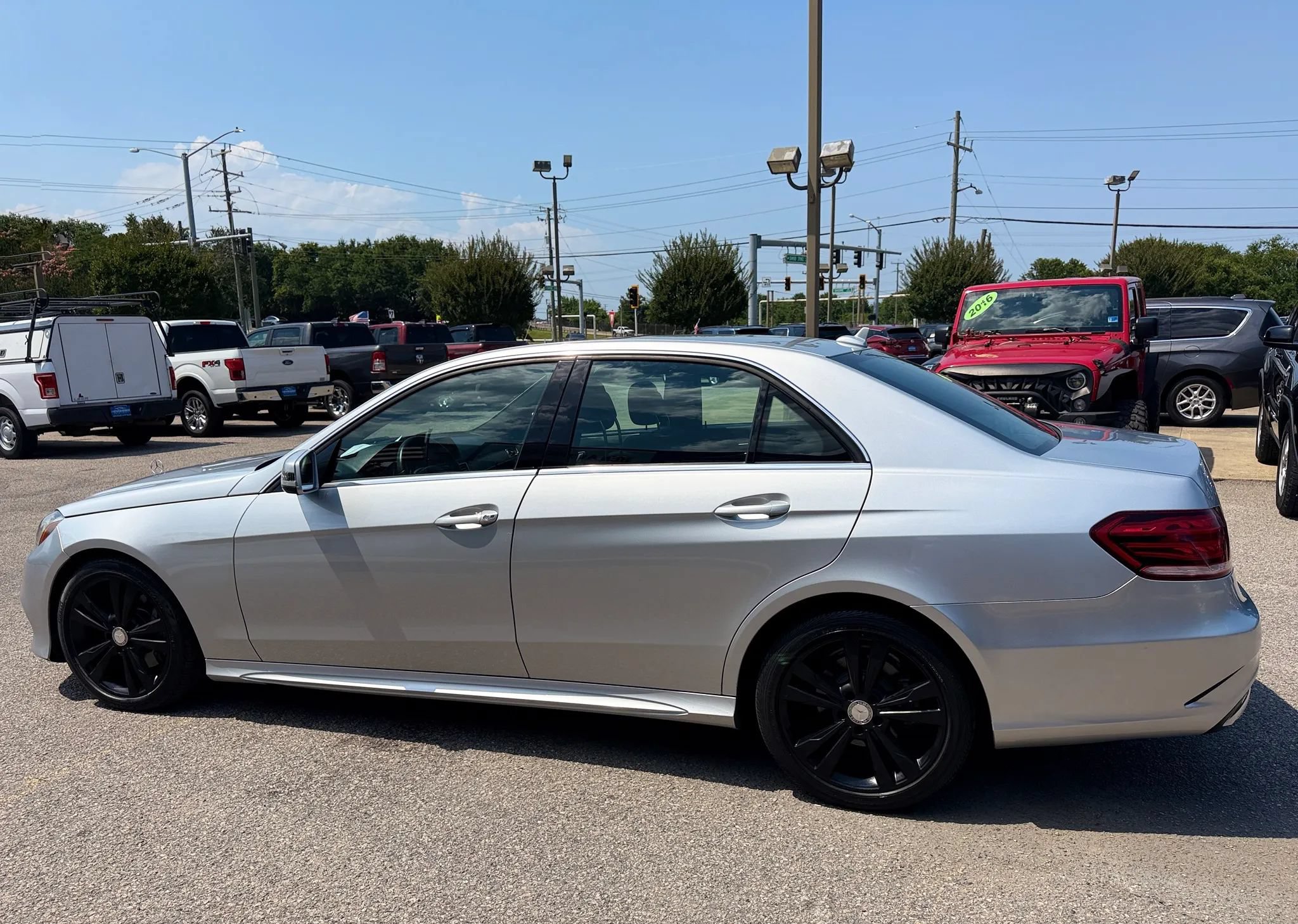 Used 2015 Mercedes-Benz E 350 4MATIC Sedan w/ Premium 1 Package image 4