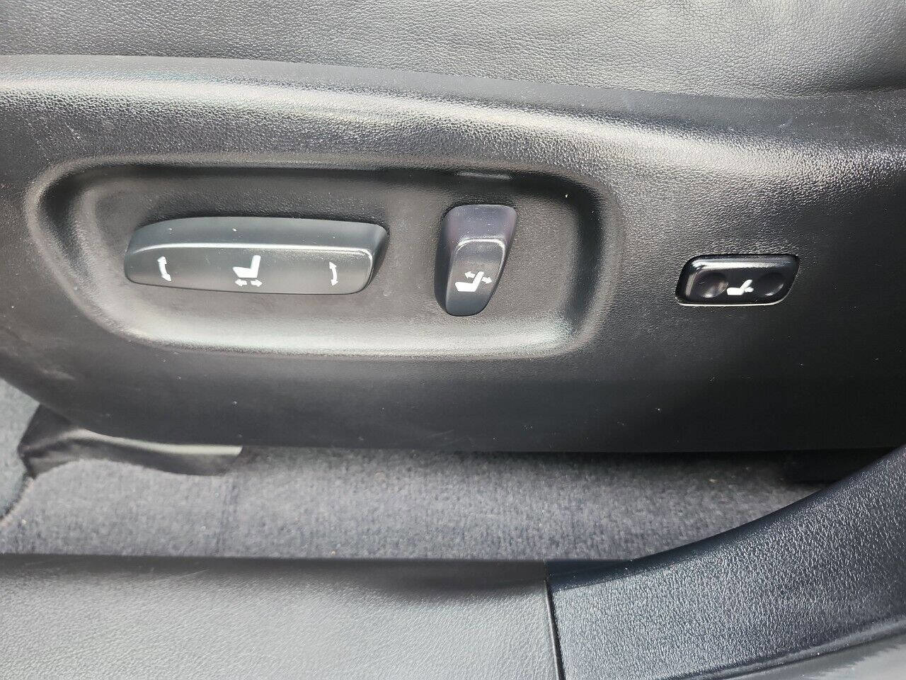 Used 2011 Lexus RX 350 2WD image 18