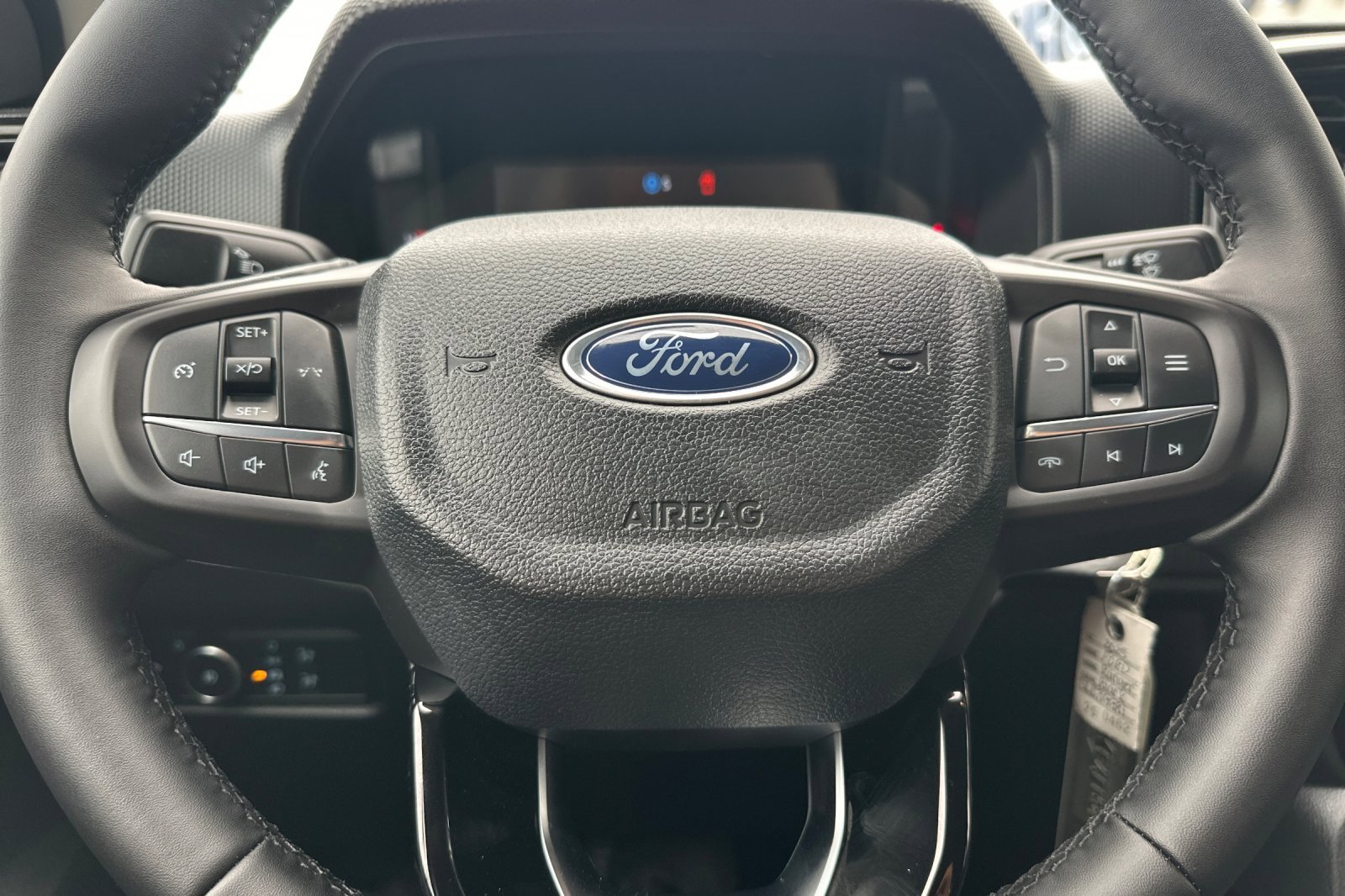 New 2025 Ford Ranger XLT w/ Black Appearance Package image 21