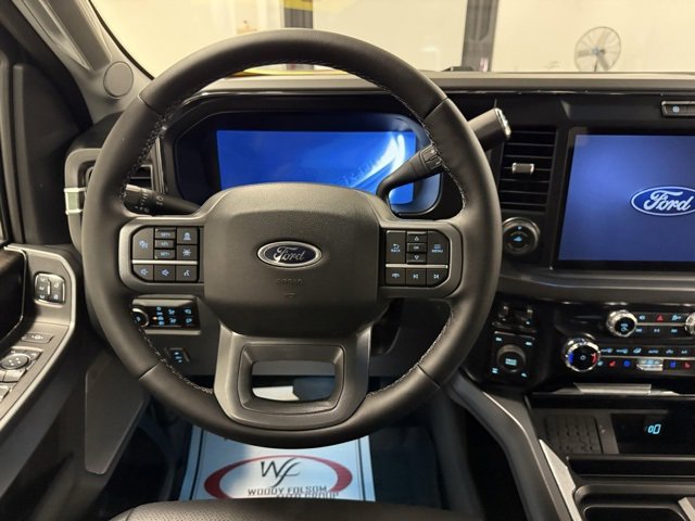 Used 2025 Ford F250 Lariat w/ Lariat Ultimate Package image 16