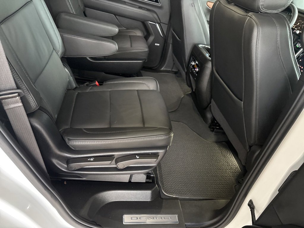 Used 2025 GMC Yukon Denali image 40