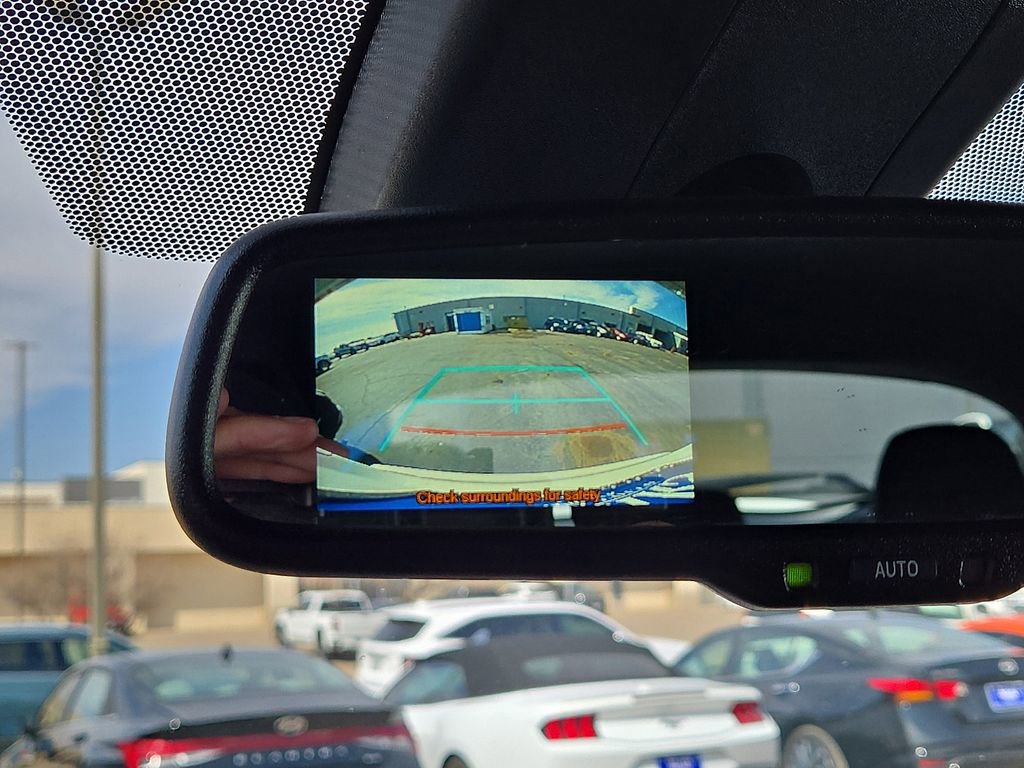 Used 2018 Toyota C-HR XLE image 29