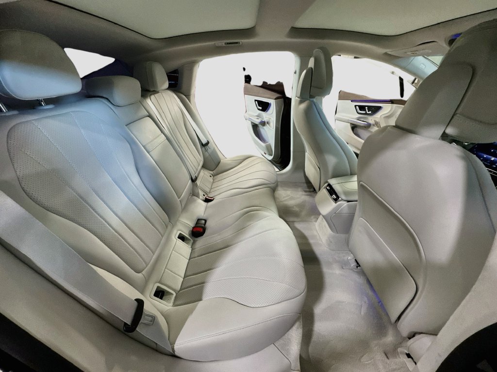 Certified 2023 Mercedes-Benz EQE 350+ 4MATIC Sedan image 33